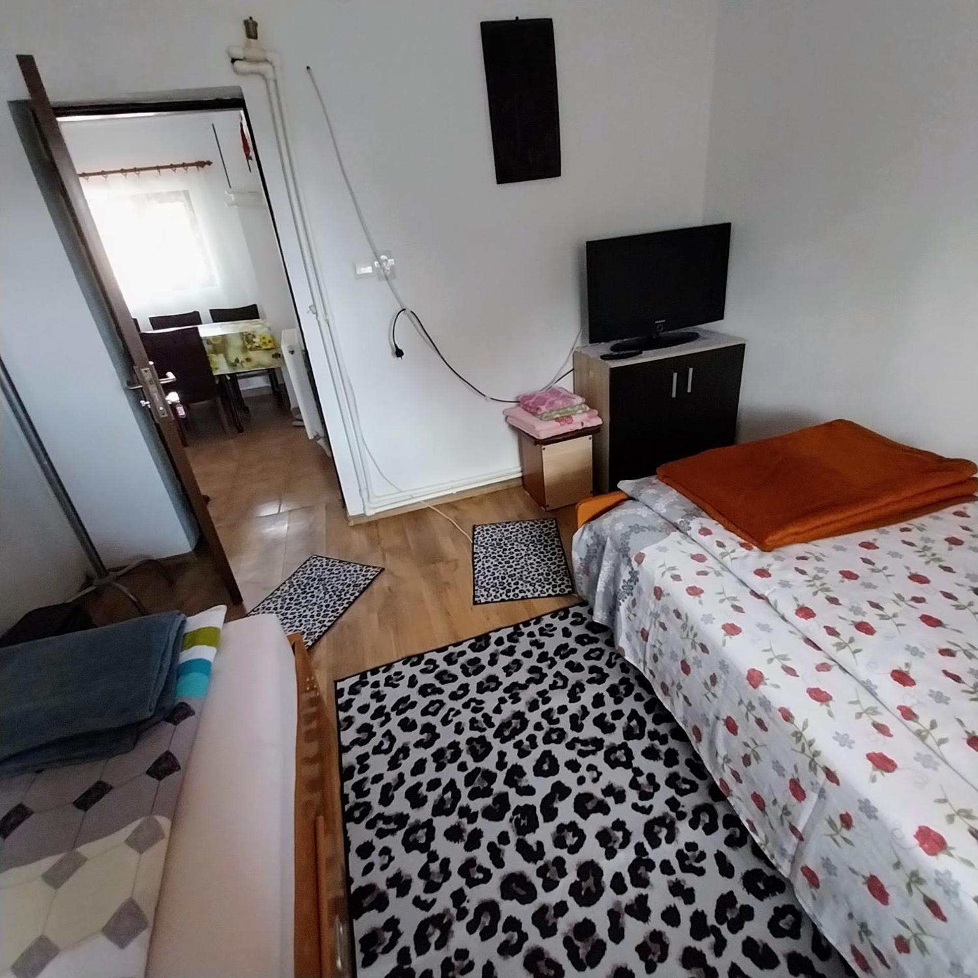 Casa Andreea Hotel Novaci-Straini Ngoại thất bức ảnh